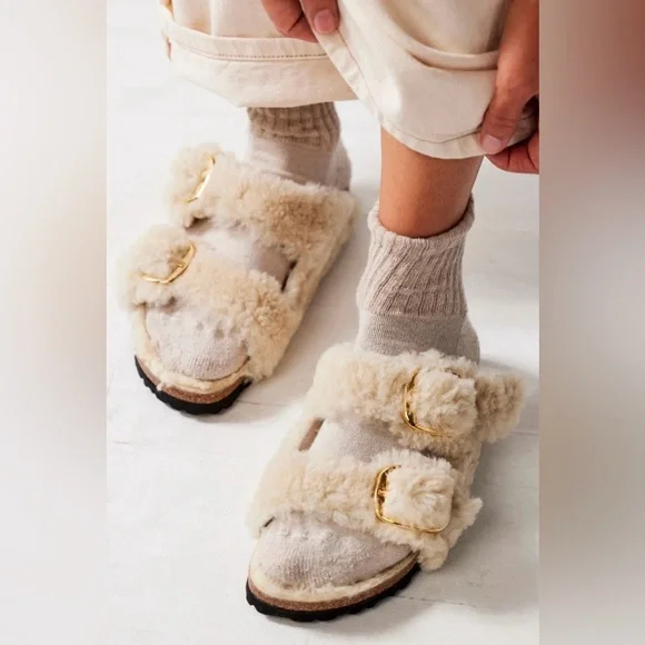 Free People x Birkenstock Arizona Big Buckle Teddy Sandals Size 10 NIB - Picture 1 of 16